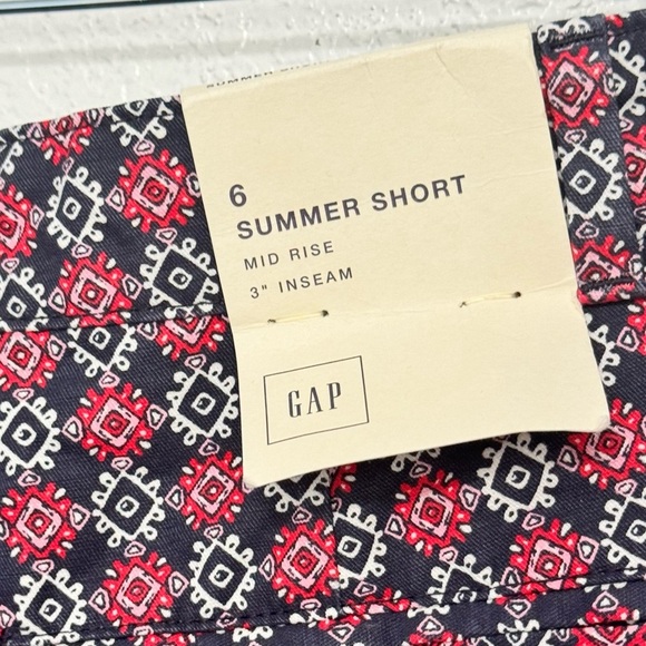 Gap Patterned Women's Shorts Red Blue Paisley Print NWT Size 6 - Picture 5 of 7